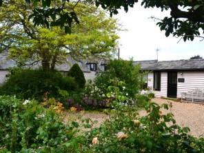 Relaxing Boutique Rural Retreat with Mini Spa on Site in Wingham, nr Canterbury, Kent, England